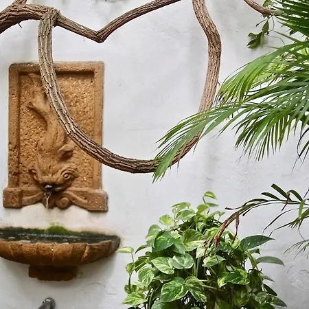 El Palacete Del Puerto Guest house